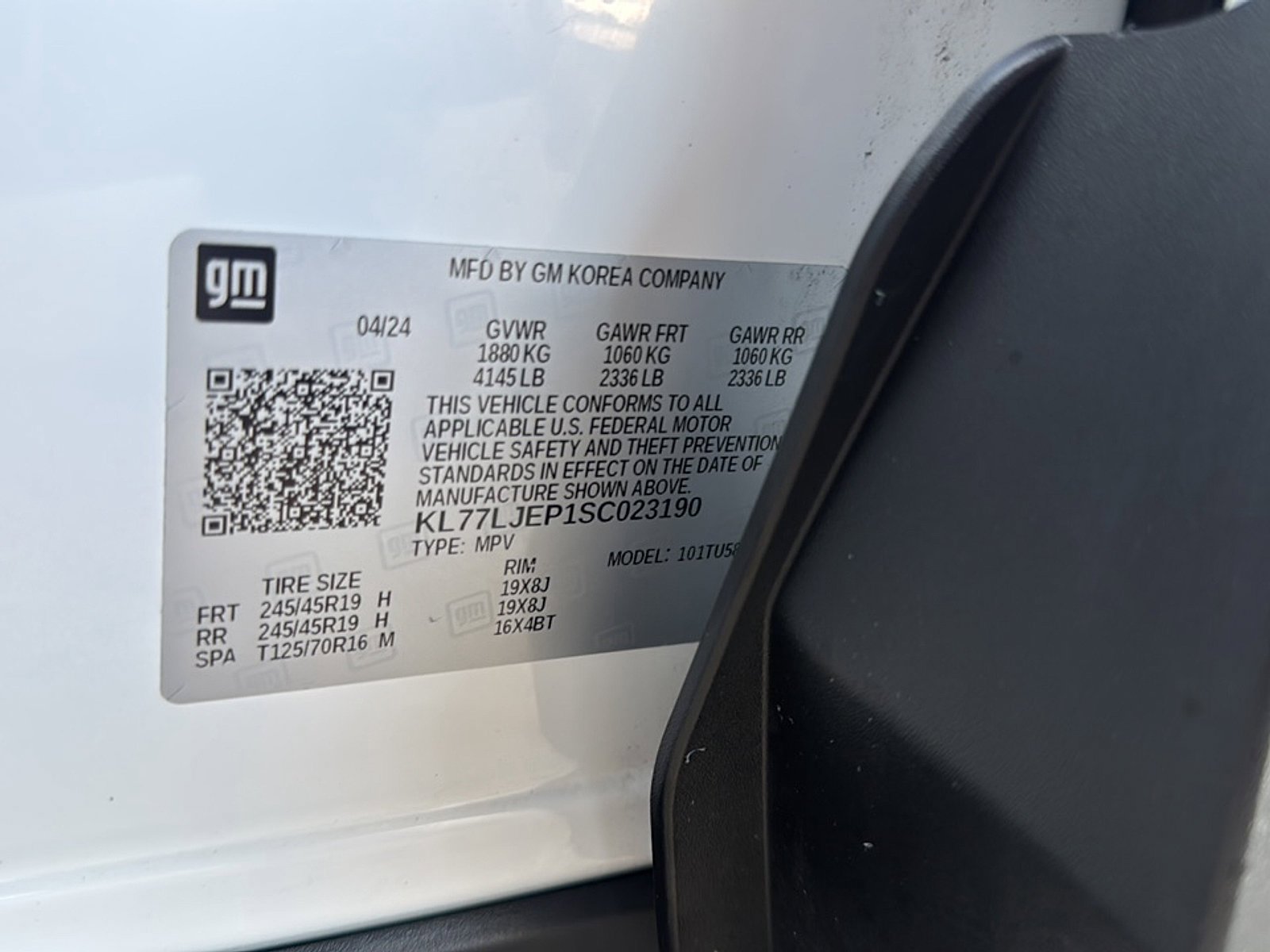 Used 2025 Chevrolet Trax RS w/ Driver Confidence Package FWD image 43