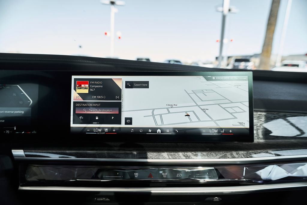 Used 2024 BMW 740i w/ Premium Package RWD image 42