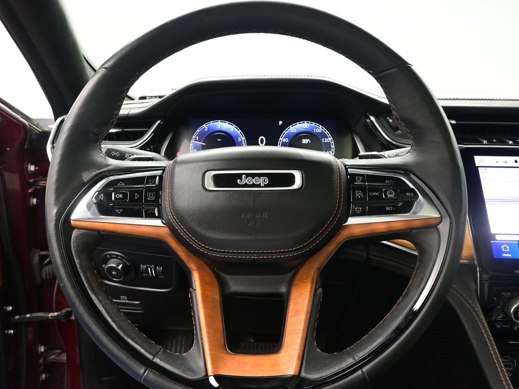 Used 2022 Jeep Grand Cherokee Summit image 2