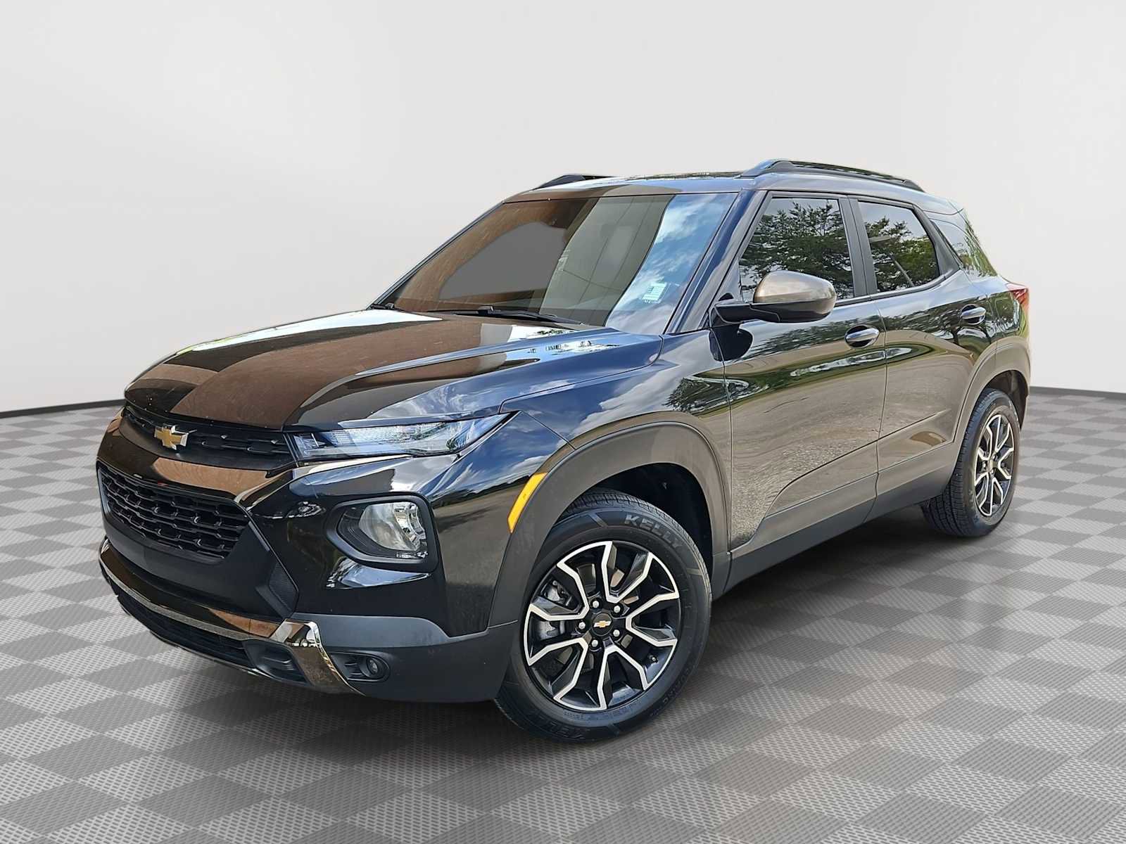 Used 2021 Chevrolet TrailBlazer ACTIV w/ Sun and Liftgate Package