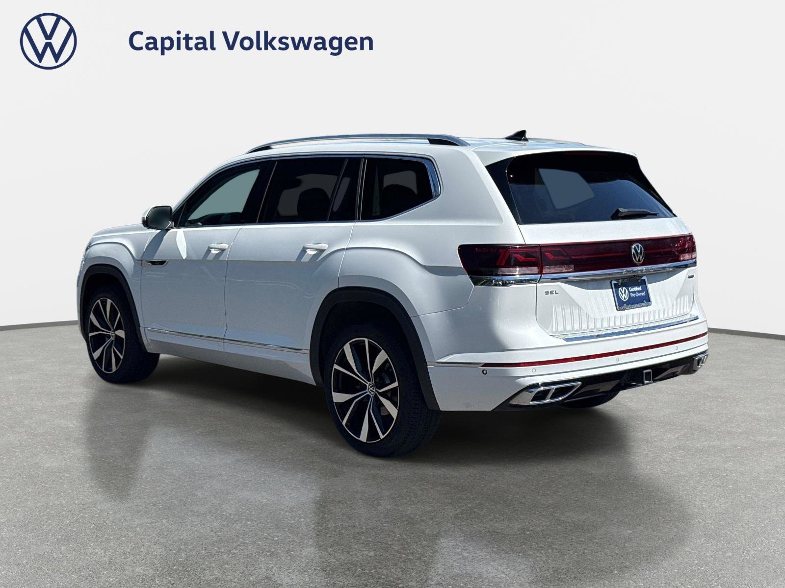 Certified 2024 Volkswagen Atlas SEL Premium R-Line AWD/4WD image 7