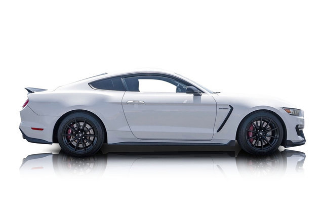 Used 2018 Ford Mustang Shelby GT350 w/ Electronics Package RWD image 2