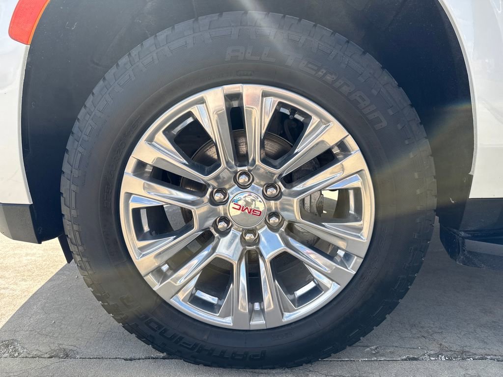 Certified 2023 GMC Yukon XL Denali AWD/4WD image 11