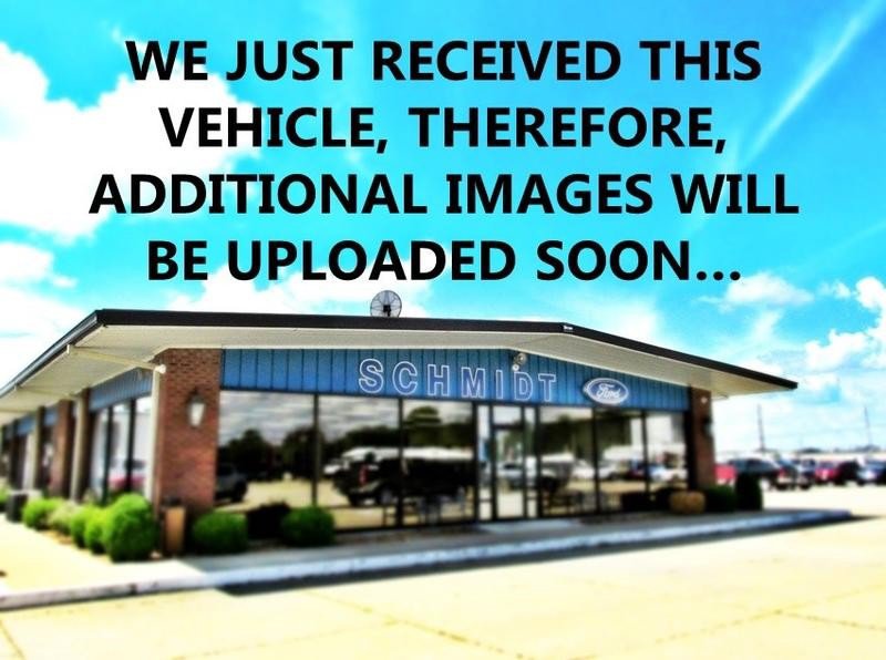 Used 2025 Ford Escape Platinum AWD/4WD image 2