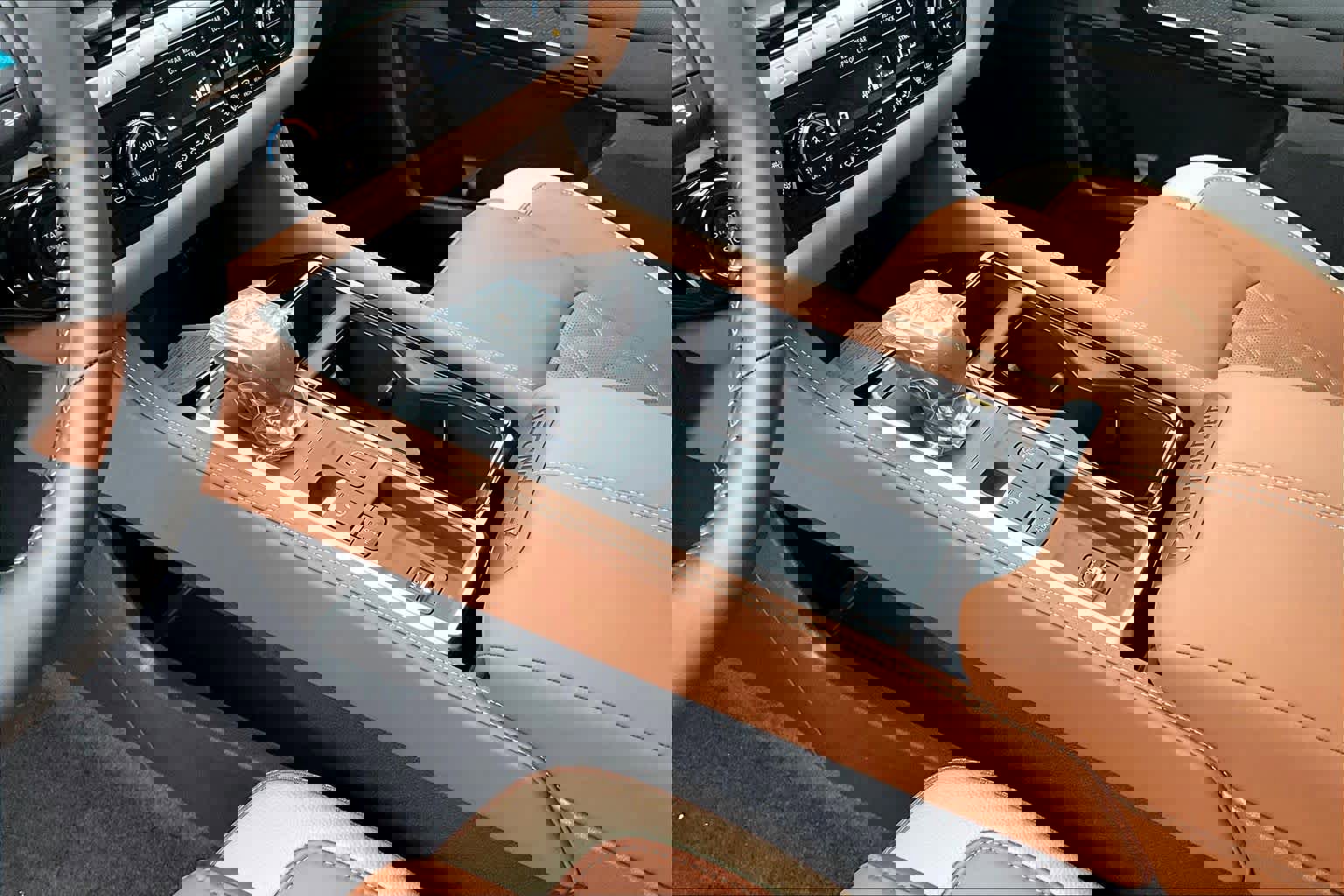 New 2026 Nissan Pathfinder Platinum image 11