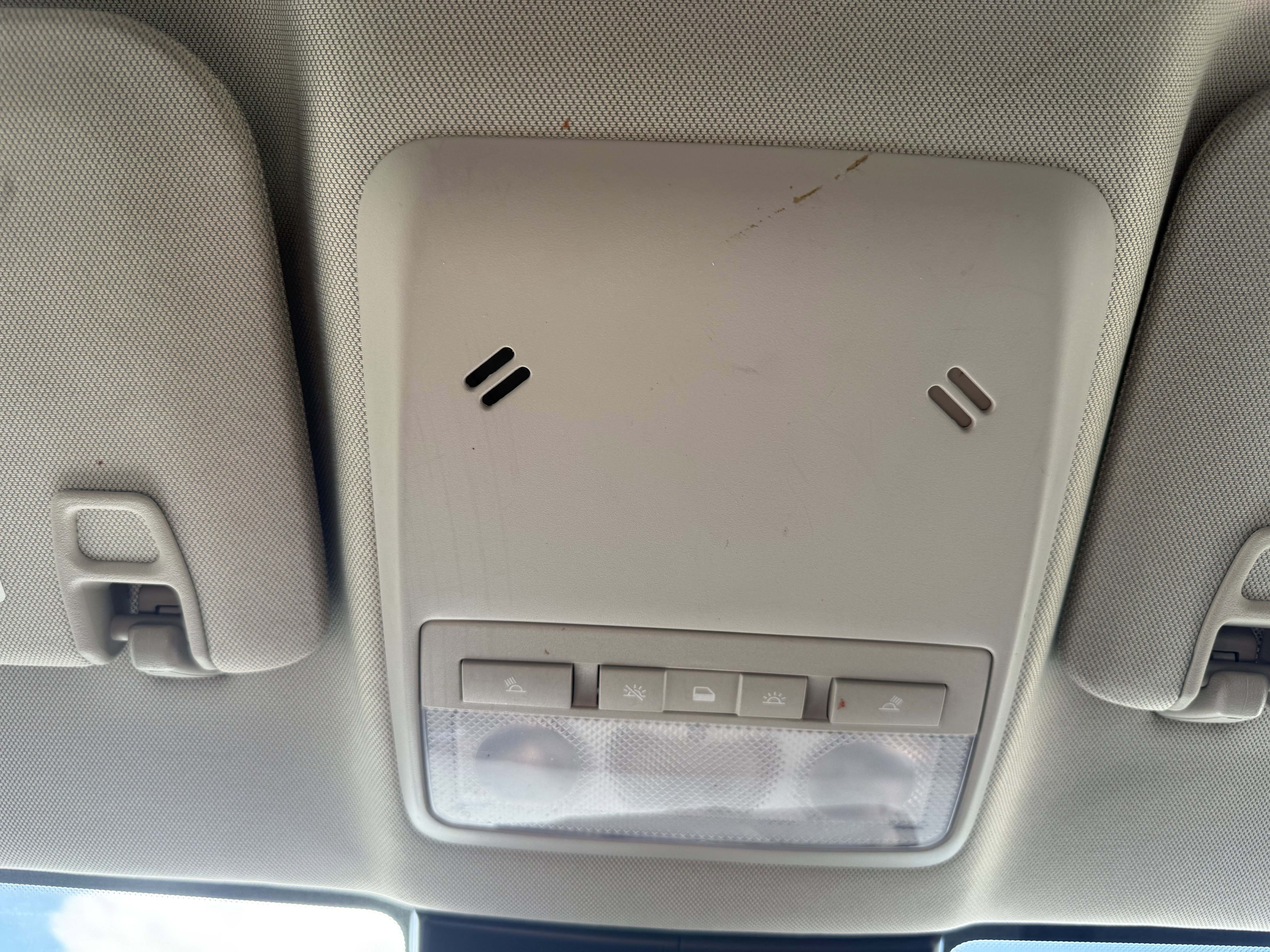 Used 2022 Buick Encore Preferred w/ Safety Package image 33