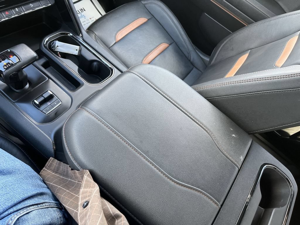 Used 2023 GMC Sierra 1500 AT4 w/ AT4 Preferred Package AWD/4WD image 27