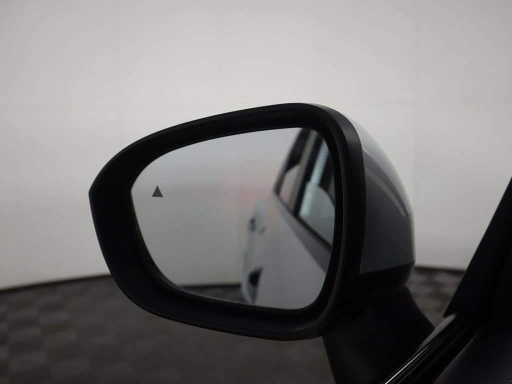 Used 2024 Nissan Rogue SV AWD/4WD image 35