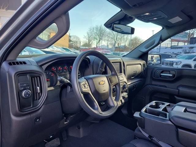Used 2025 Chevrolet Silverado 1500 Custom w/ Turbomax Blackout Package image 14