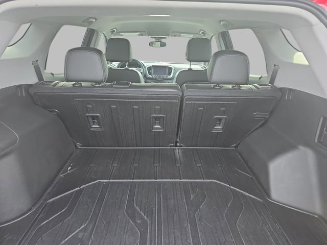 Certified 2023 GMC Terrain SLT w/ Infotainment Package II image 13