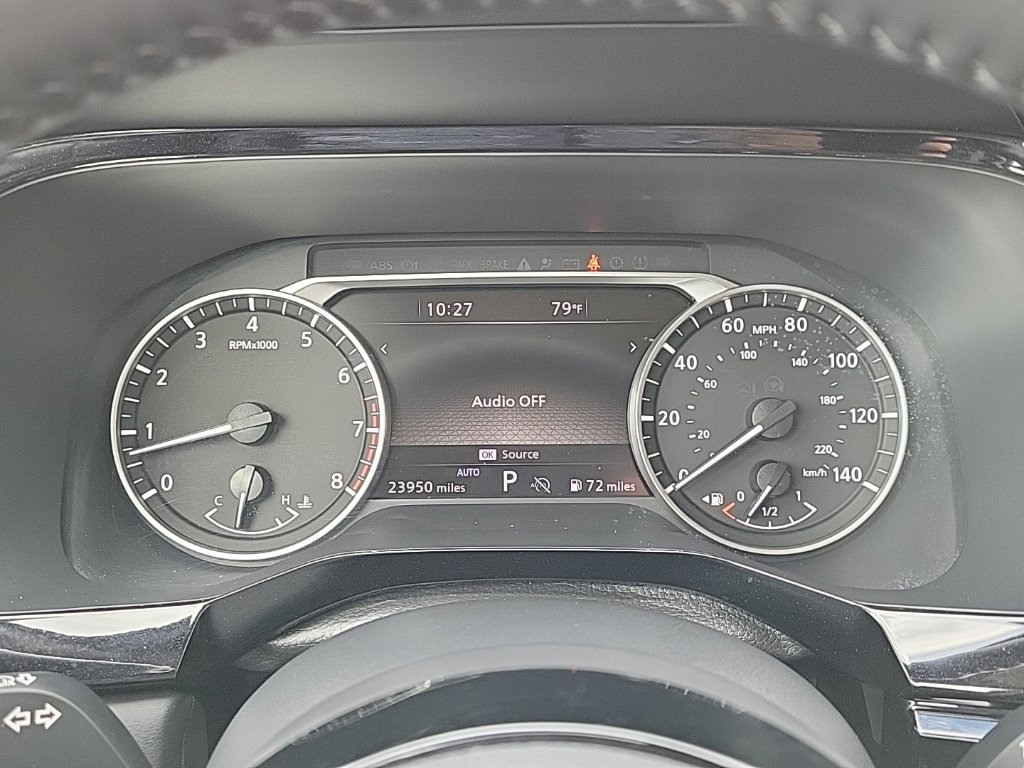 Used 2025 Nissan Pathfinder SL AWD/4WD image 23