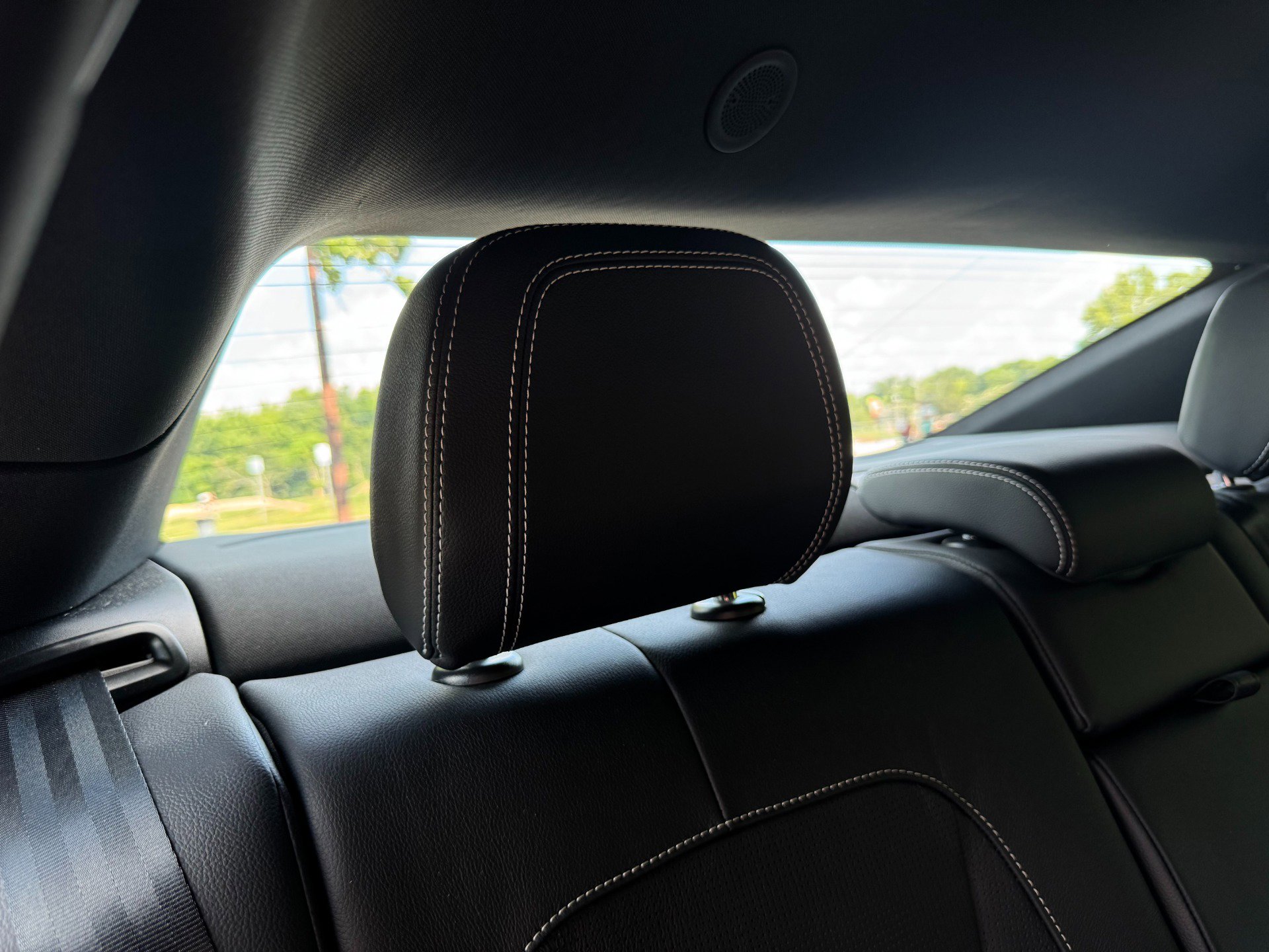 Used 2021 Jaguar XF R-Dynamic SE image 43