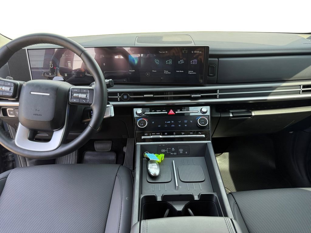 Used 2025 Hyundai Santa Fe SEL image 10