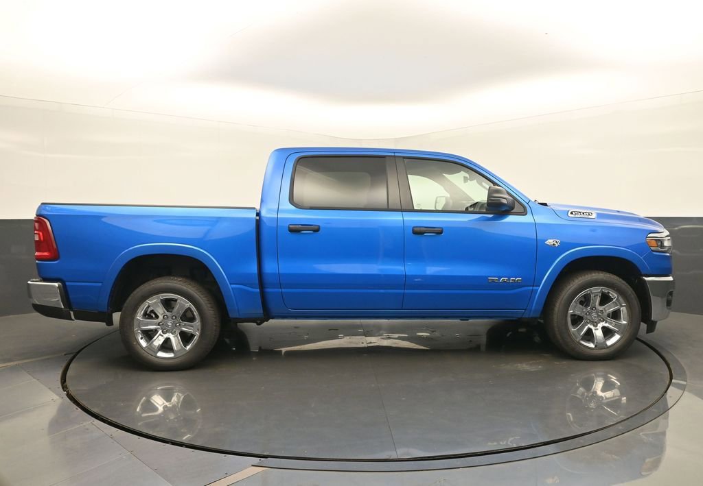 New 2026 RAM 1500 4x4 Crew Cab image 7