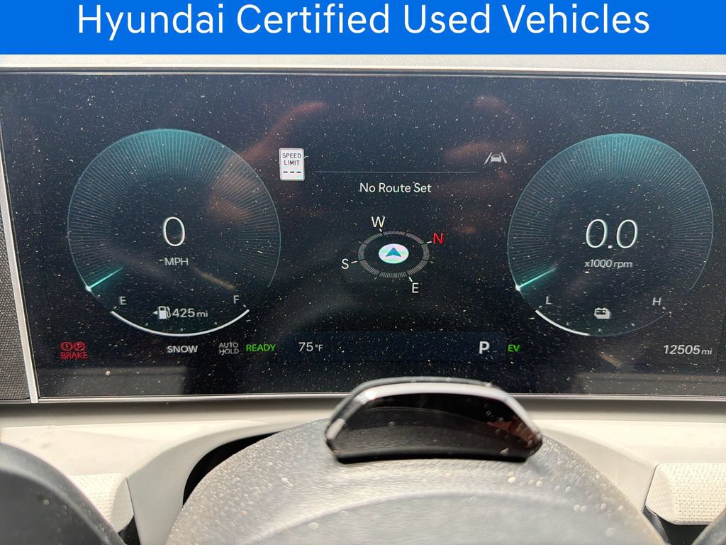 Certified 2025 Hyundai Tucson SEL AWD/4WD image 19