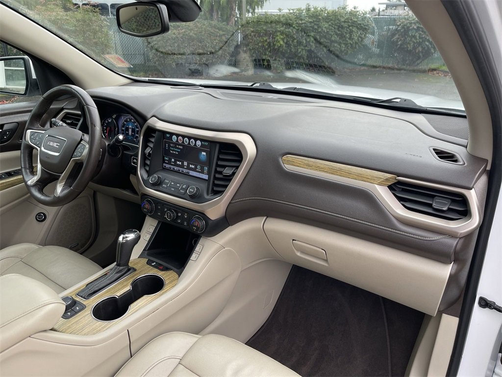 Used 2018 GMC Acadia Denali w/ Technology Package image 30