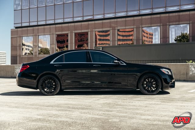 Used 2018 Mercedes-Benz S 560 Sedan image 13