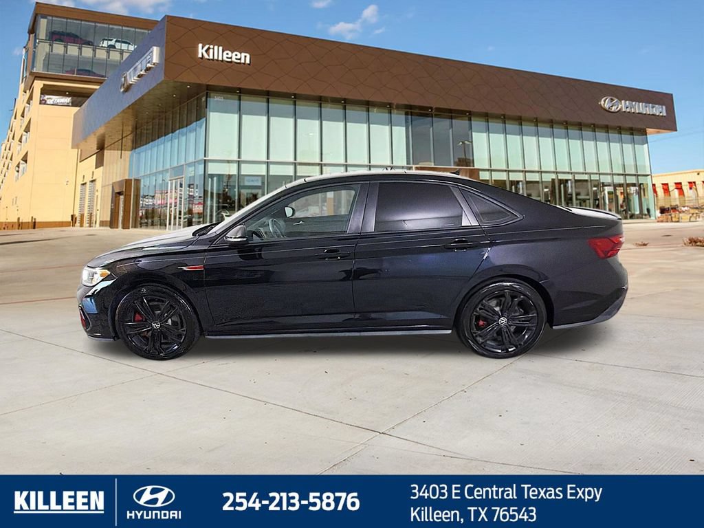 Used 2022 Volkswagen Jetta GLI Autobahn FWD image 4