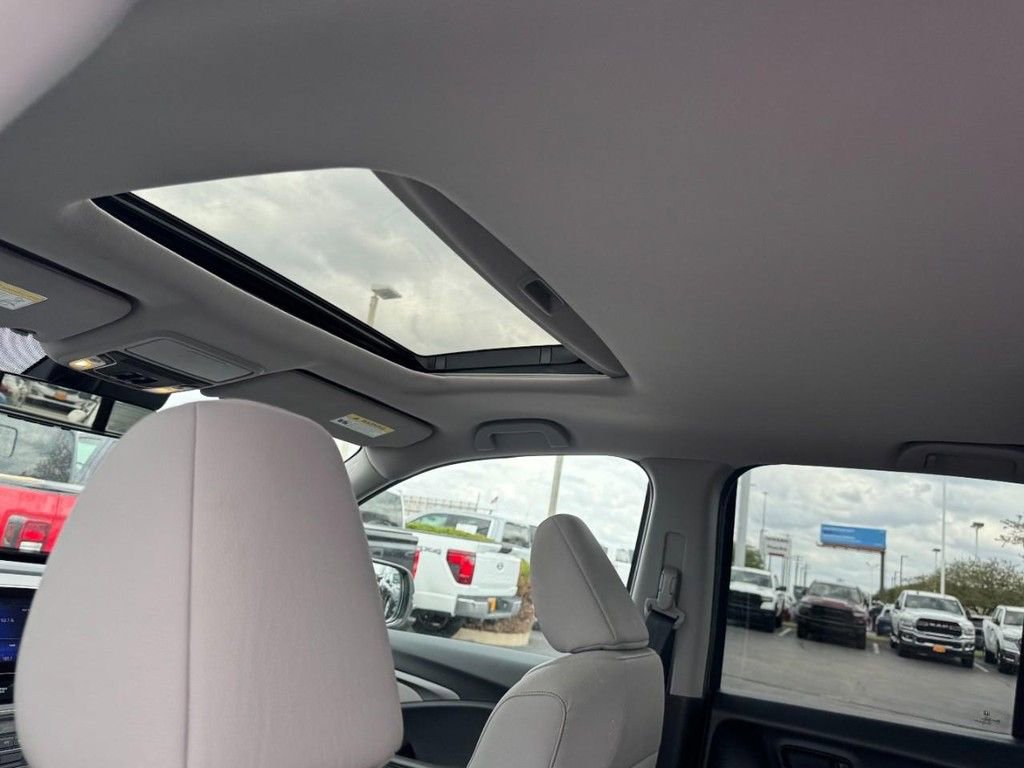 Used 2023 Honda Ridgeline RTL image 11