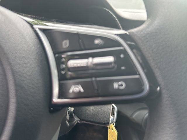 Used 2024 Kia Forte LXS FWD image 16
