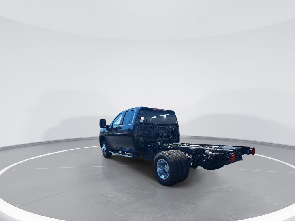 New 2026 GMC Sierra 3500 SLE AWD/4WD image 6