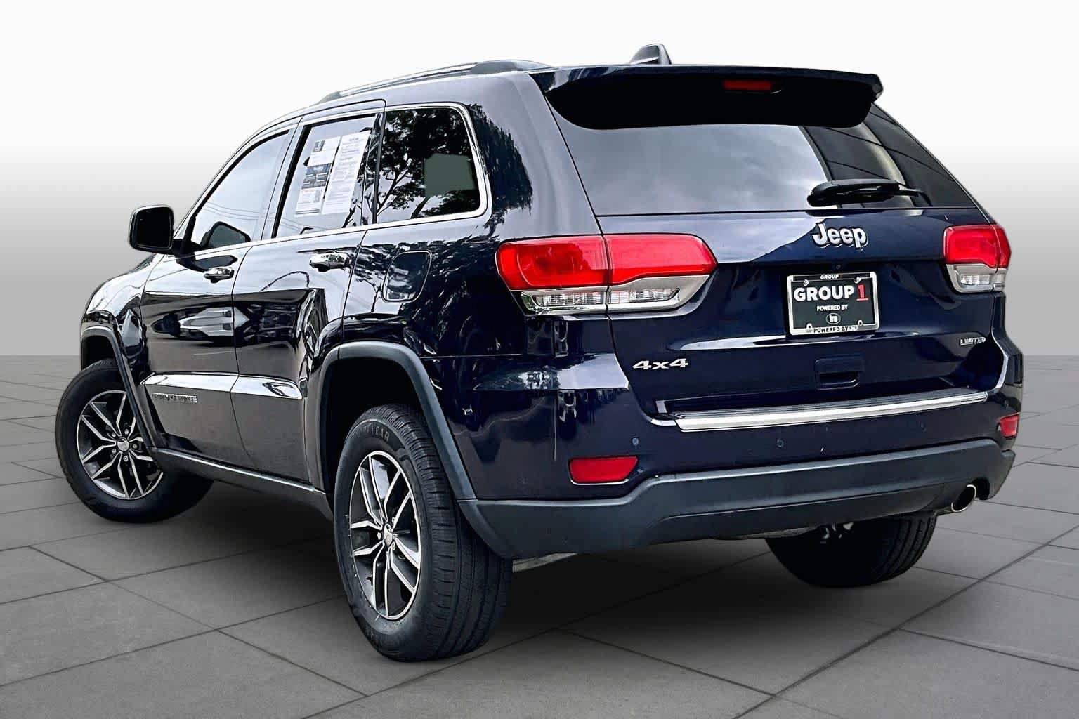 Used 2018 Jeep Grand Cherokee Limited AWD/4WD image 12