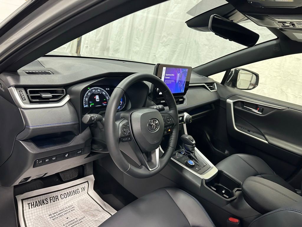Used 2025 Toyota RAV4 XSE w/ Weather Package image 15