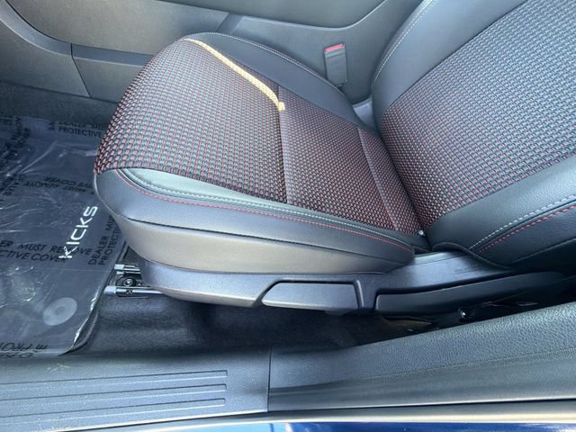 New 2026 Nissan Kicks SR w/ Cold Weather Package AWD/4WD image 12
