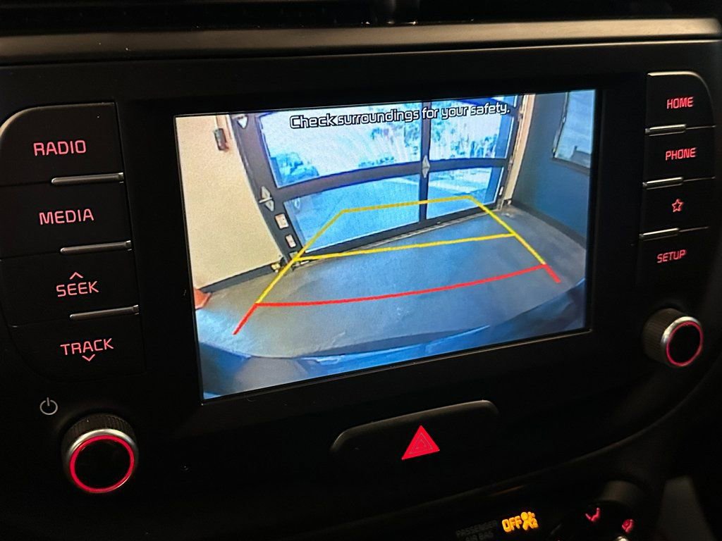 Used 2020 Kia Soul GT-Line w/ GT 2.0L Power Sunroof Package FWD image 13