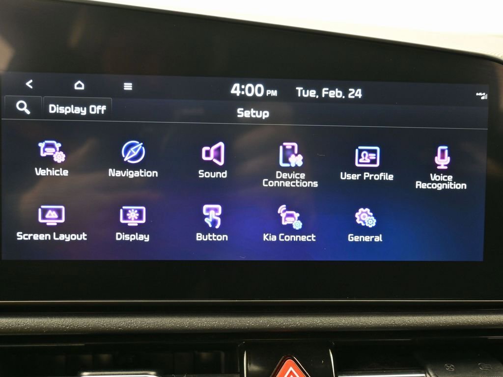 Used 2023 Kia Niro EX image 24