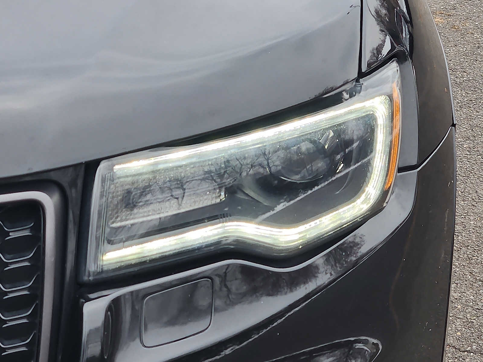 Used 2019 Jeep Grand Cherokee Limited X image 9