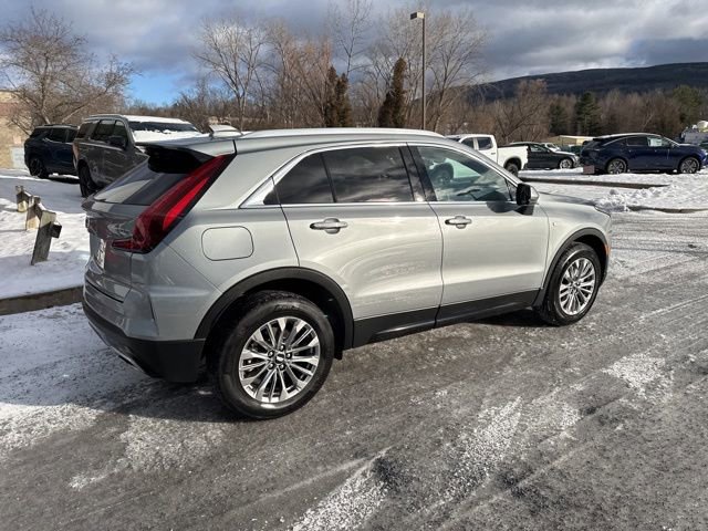 Used 2024 Cadillac XT4 Premium Luxury AWD/4WD image 12