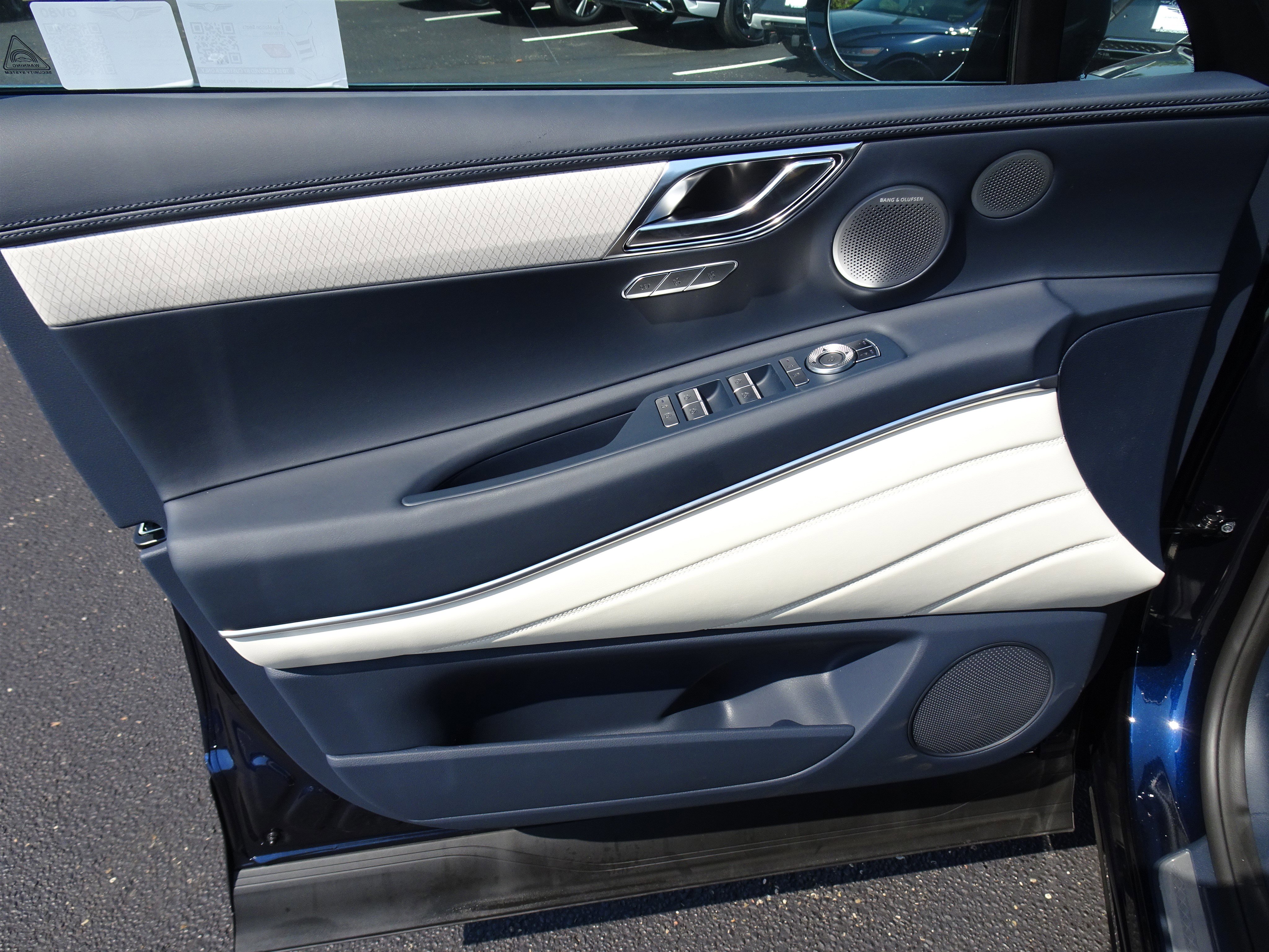 New 2025 Genesis GV80 3.5T Prestige image 11