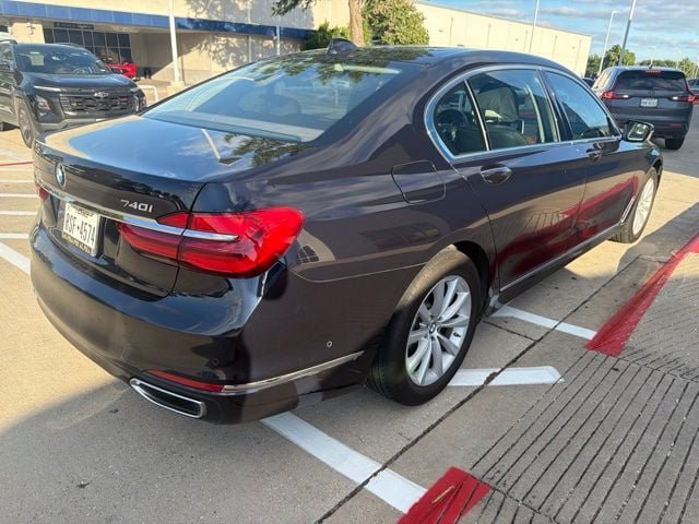 Used 2019 BMW 740i RWD image 5
