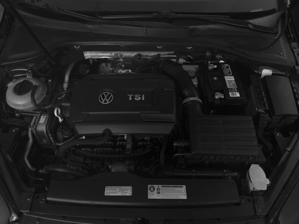 Used 2017 Volkswagen GTI Autobahn FWD image 21