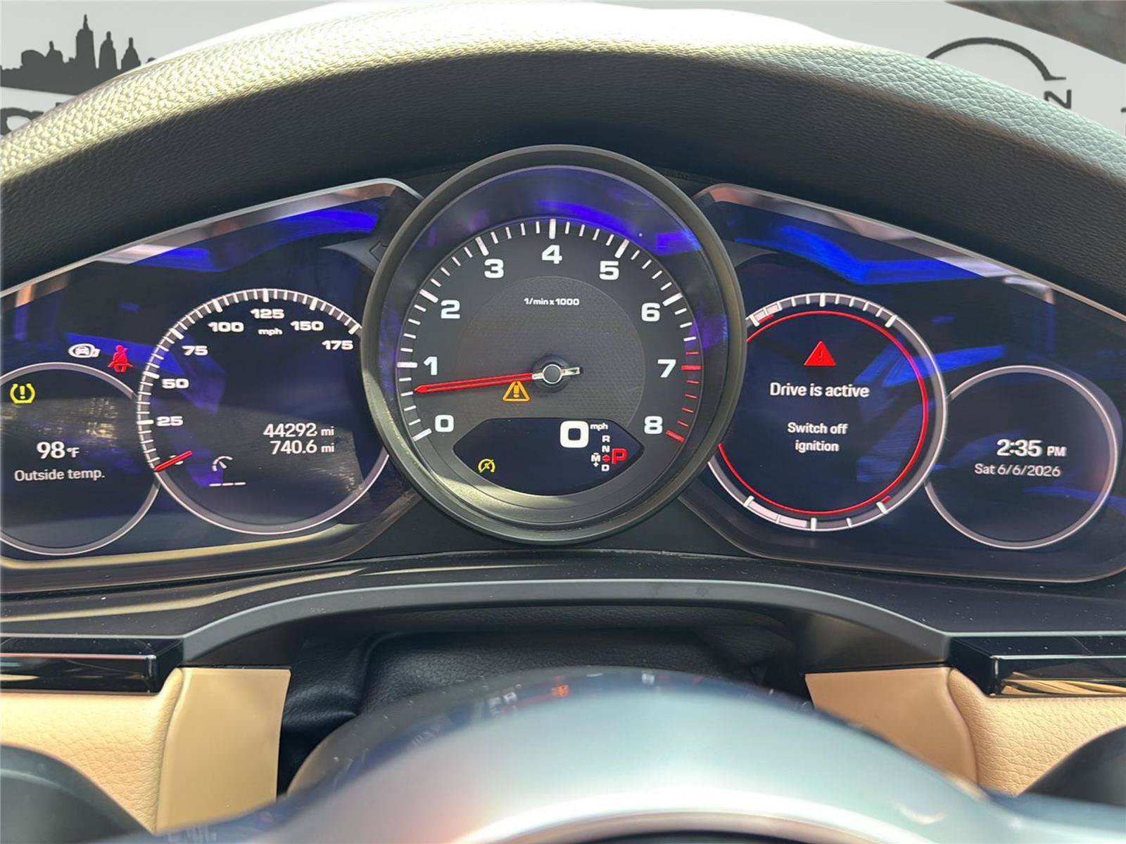 Used 2022 Porsche Cayenne Platinum Edition AWD/4WD image 17