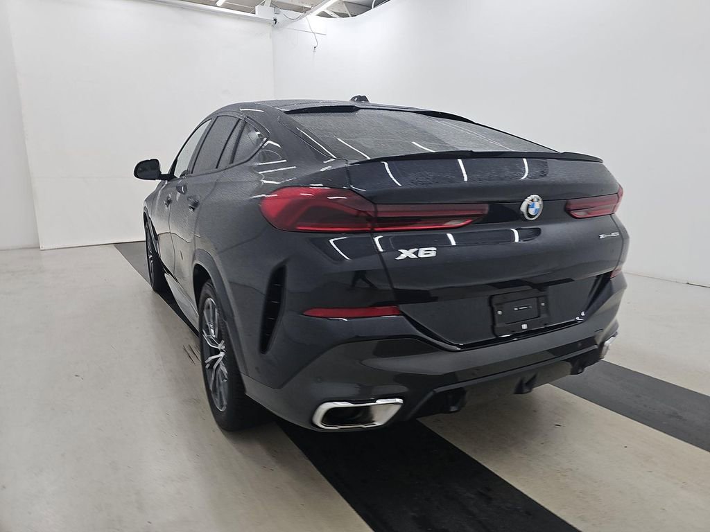 Used 2026 BMW X6 xDrive40i image 5