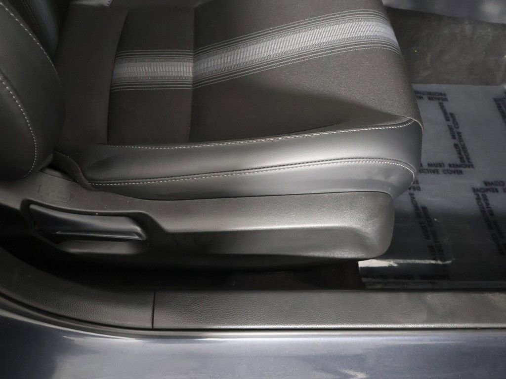 Used 2023 Honda Civic Sport image 28