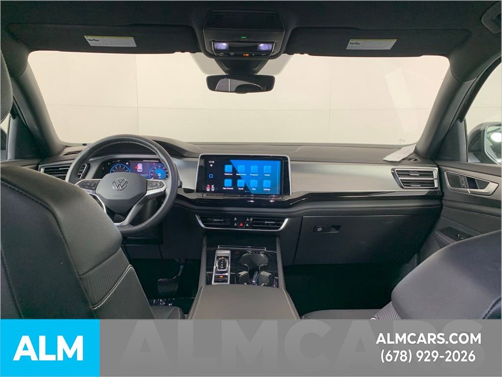 Used 2025 Volkswagen Atlas Cross Sport SE image 35