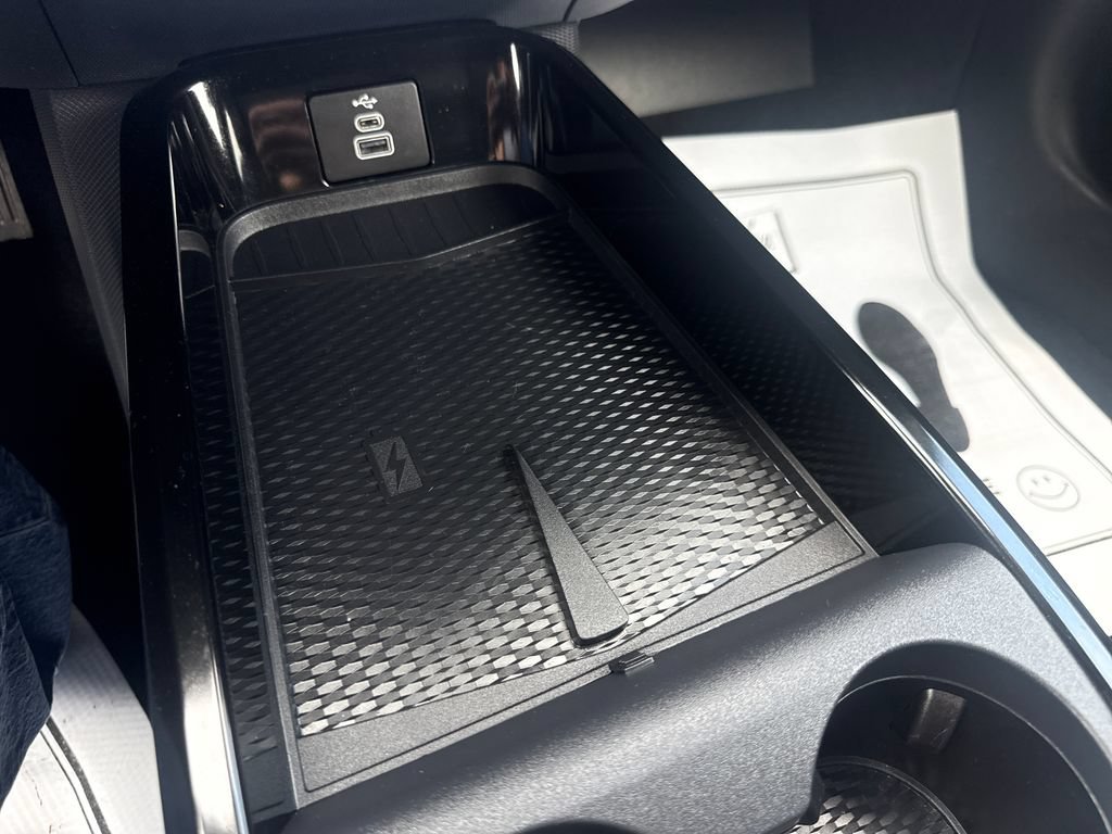 Used 2025 Ford Mustang Mach-E Premium AWD/4WD image 34