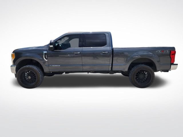 Used 2017 Ford F250 Lariat w/ Lariat Value Package AWD/4WD image 12