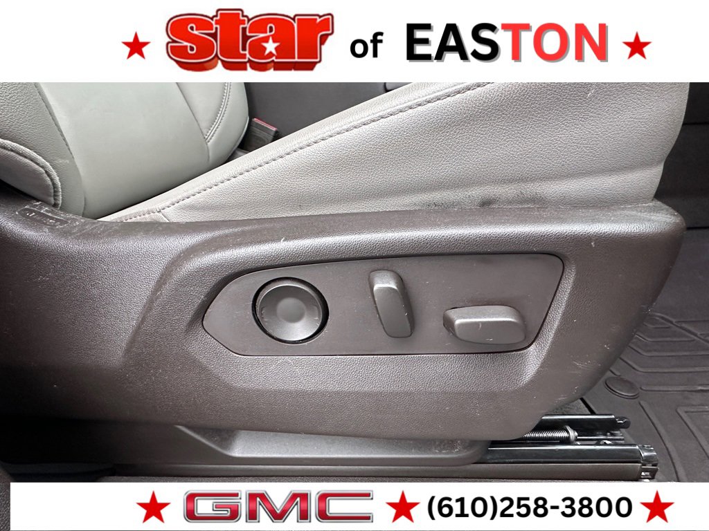 Used 2021 Chevrolet Tahoe Z71 w/ Luxury Package image 12