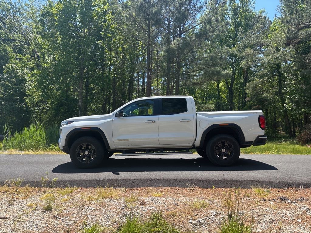 Used 2024 GMC Canyon Elevation w/ Trailering Package AWD/4WD image 11