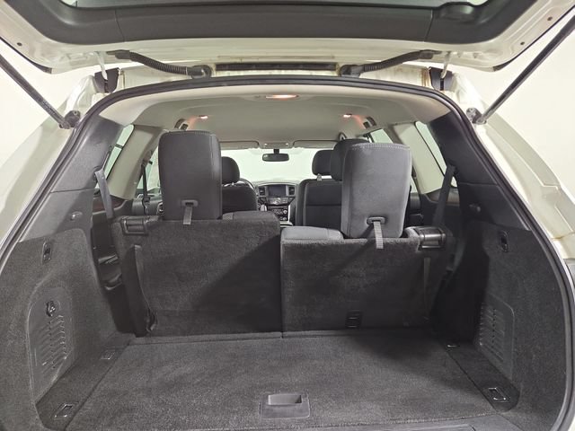 Used 2019 Nissan Pathfinder SV AWD/4WD image 32