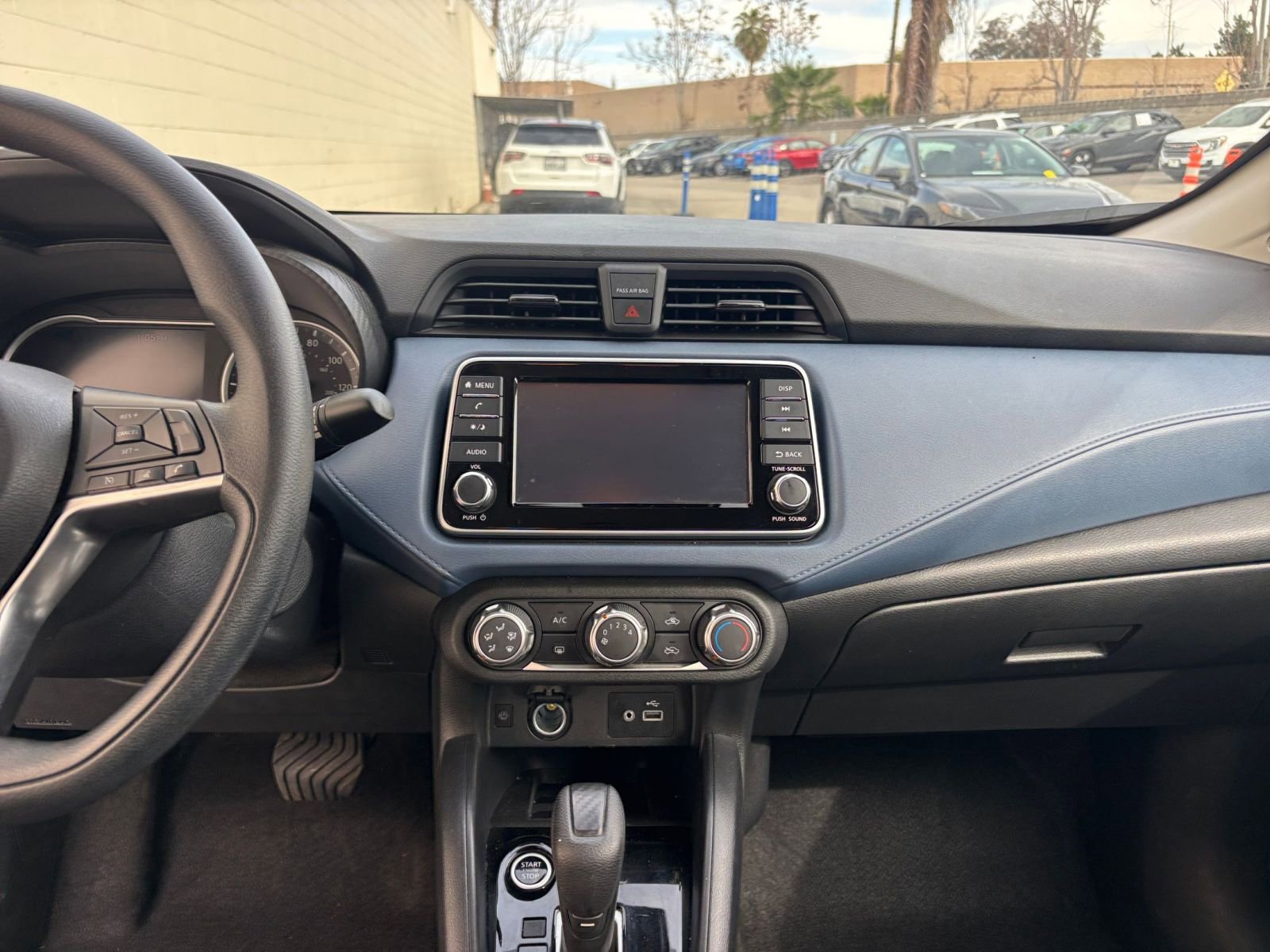 Used 2025 Nissan Versa SV image 17