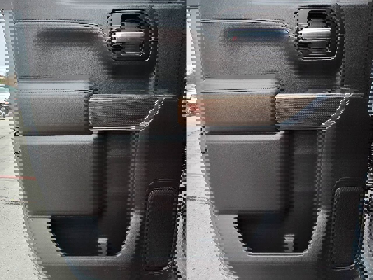 Used 2021 Chevrolet Silverado 1500 RST image 12