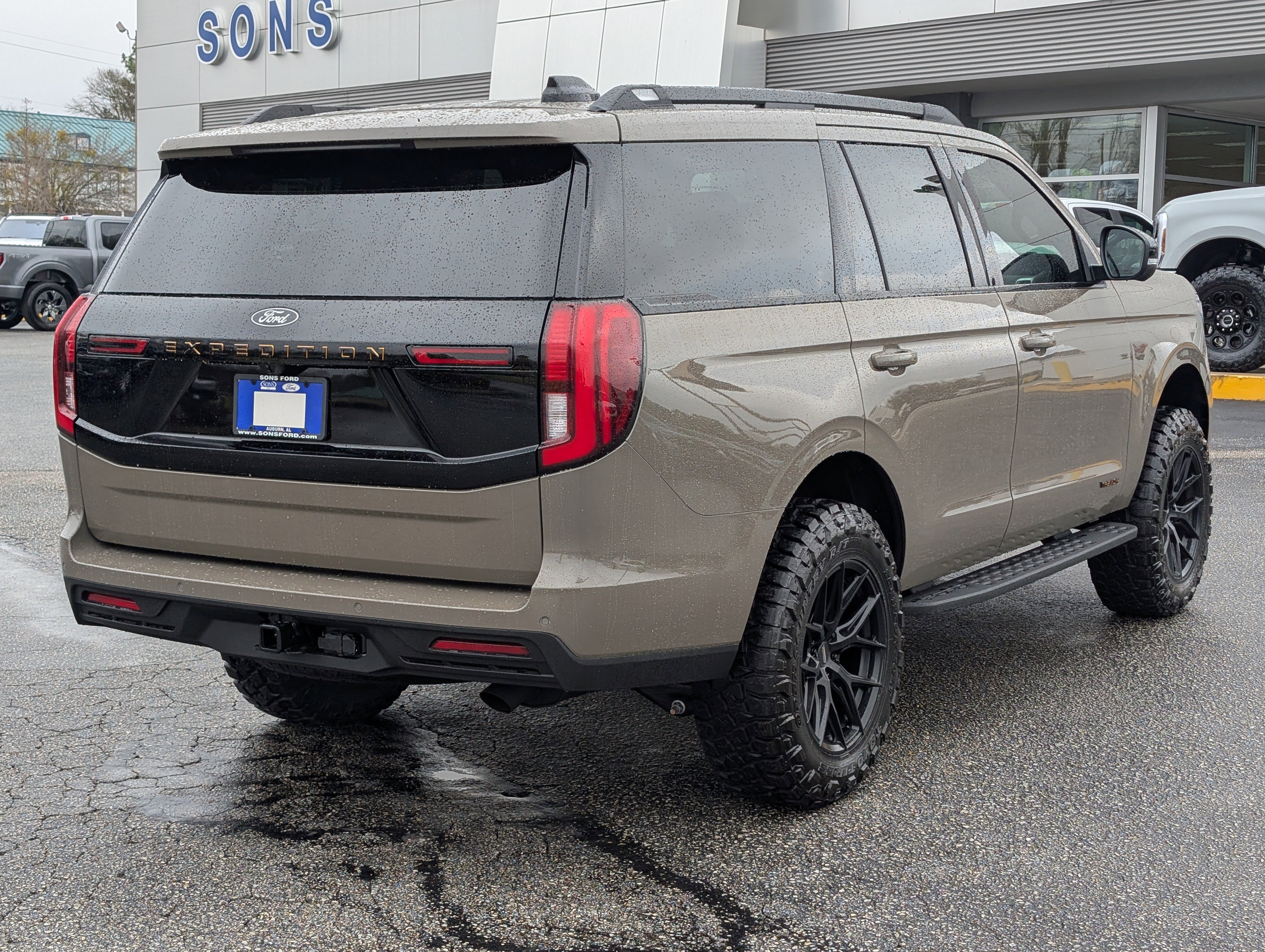New 2026 Ford Expedition Tremor image 9