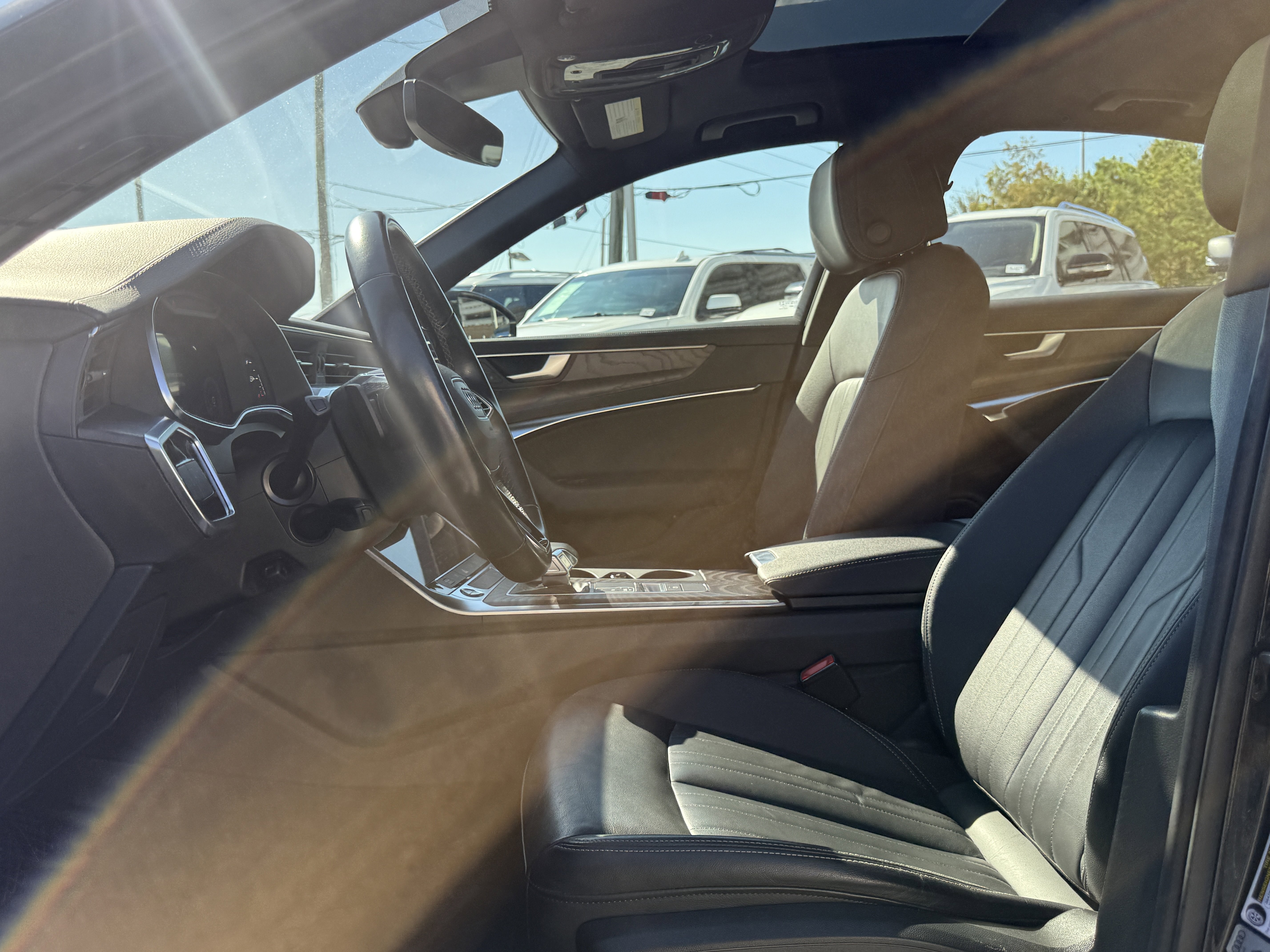 Used 2023 Audi A6 Premium image 12