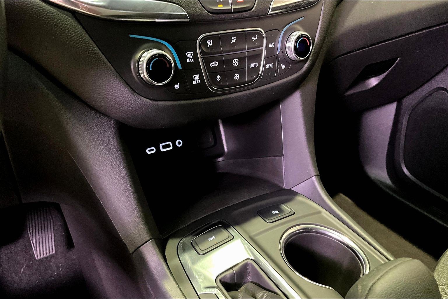 Used 2024 Chevrolet Equinox LT image 15