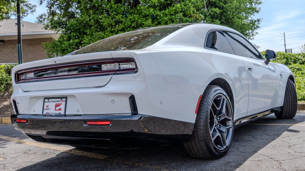 Used 2024 Dodge Charger R/T w/ Plus Group image 28